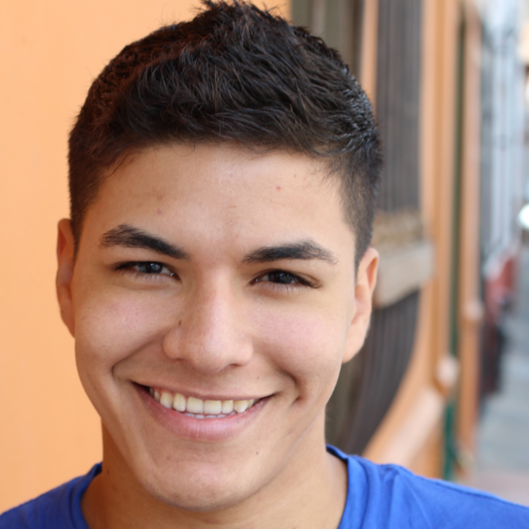 Carlos Hernández, 24 años